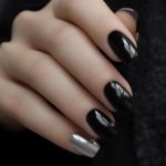 черные ногти
